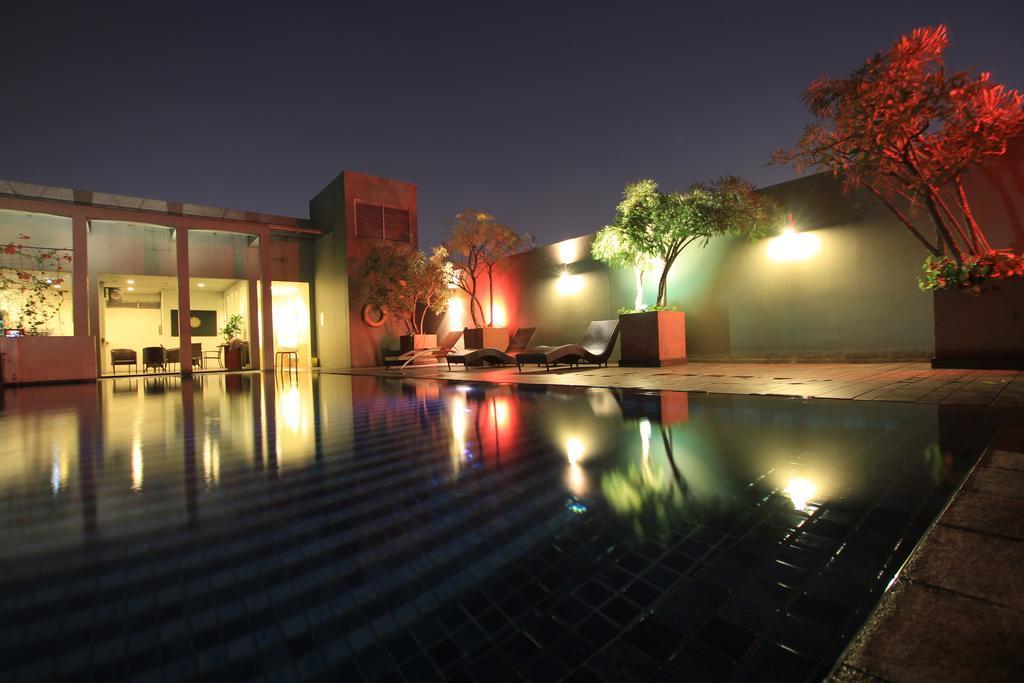 Sparks Life Jakarta, Artotel Curated Exterior photo