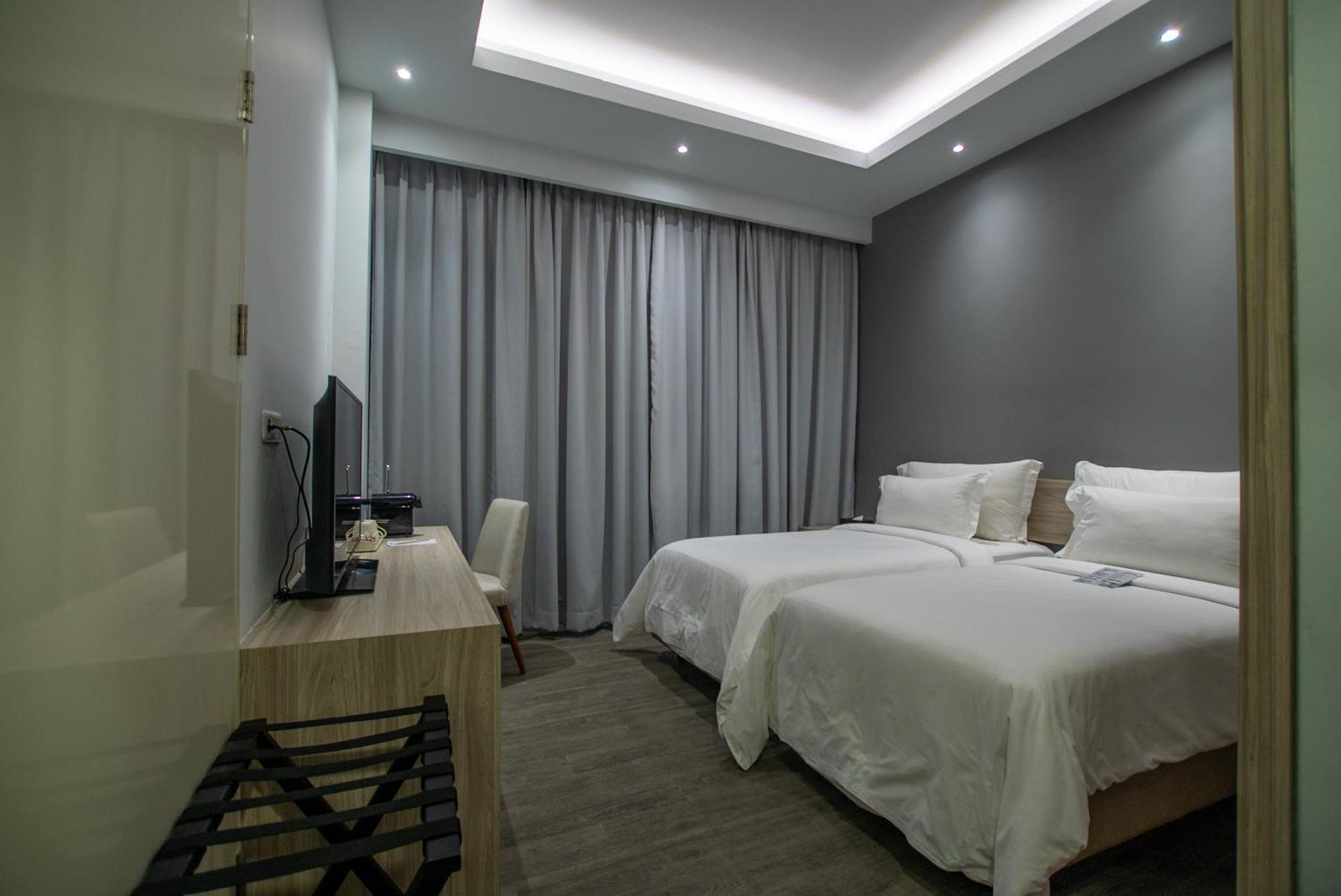 Sparks Life Jakarta, Artotel Curated Exterior photo