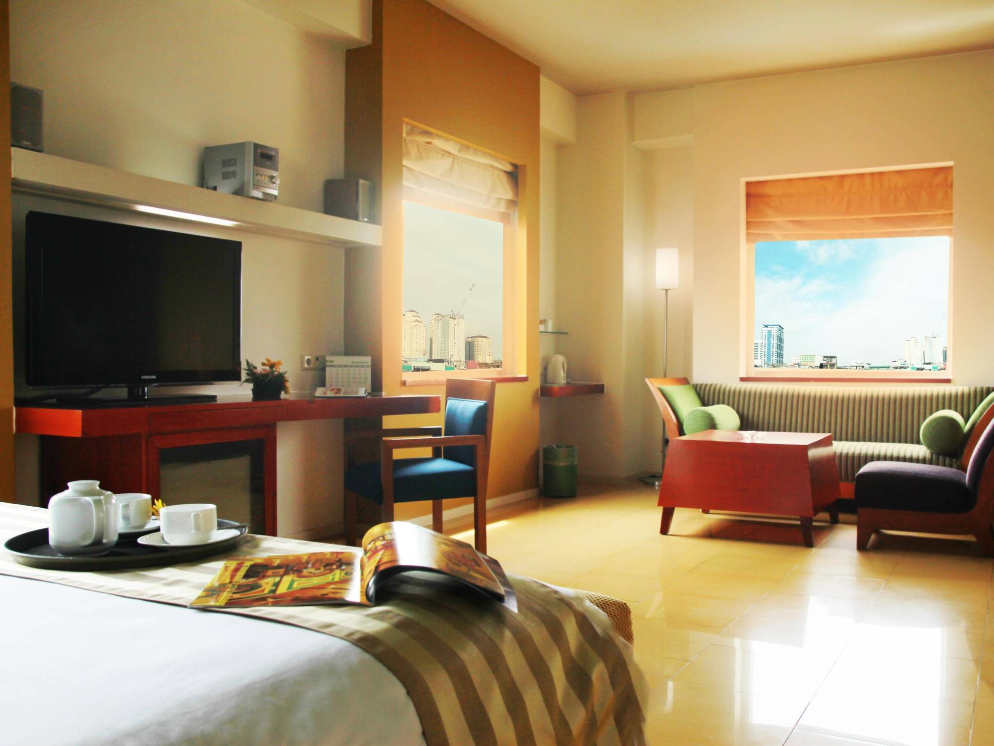 Sparks Life Jakarta, Artotel Curated Exterior photo