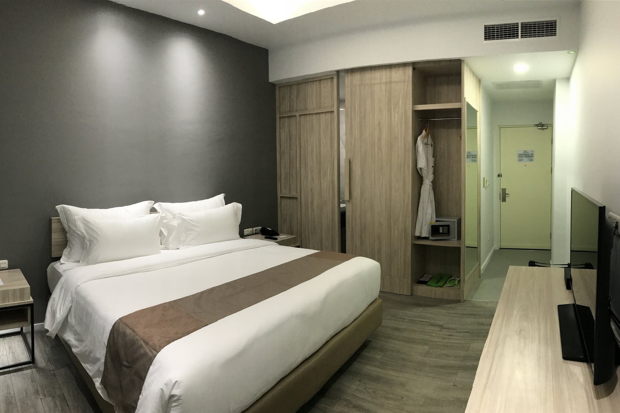 Sparks Life Jakarta, Artotel Curated Exterior photo